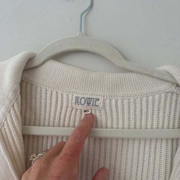 Rowie the Label Cream V-Neck Oversized Sweater - Picture 2 of 3